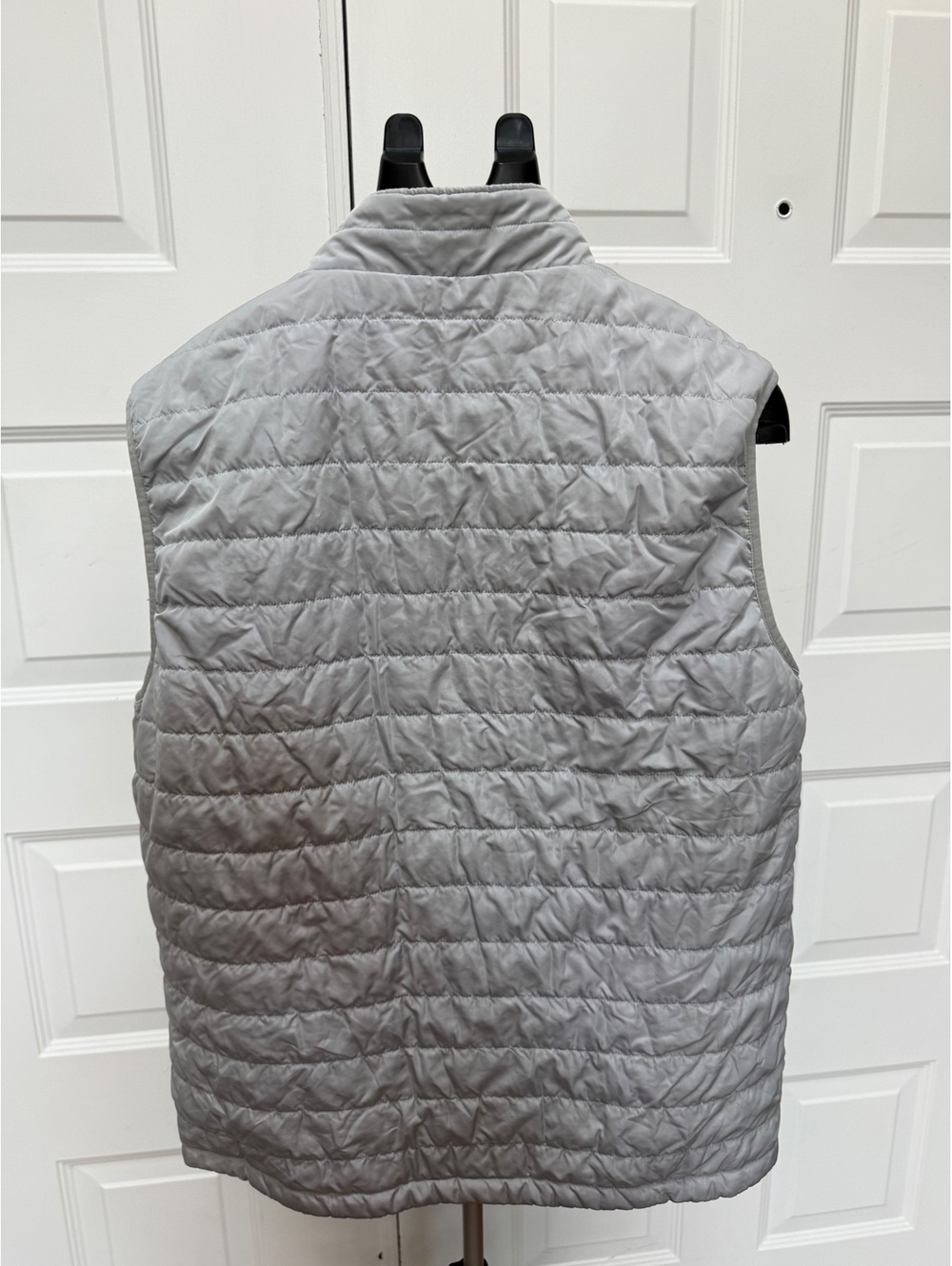 Light Gray Quilted Sleeveless Vest with Zip Pockets - Picture 8 of 11